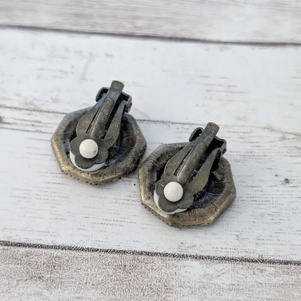 Vintage clip earrings